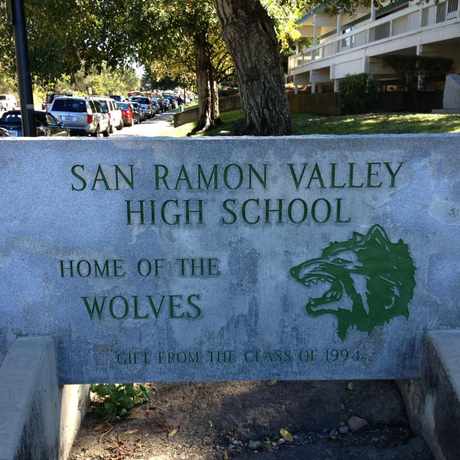 Photo of San Ramon Valley High School in Danville