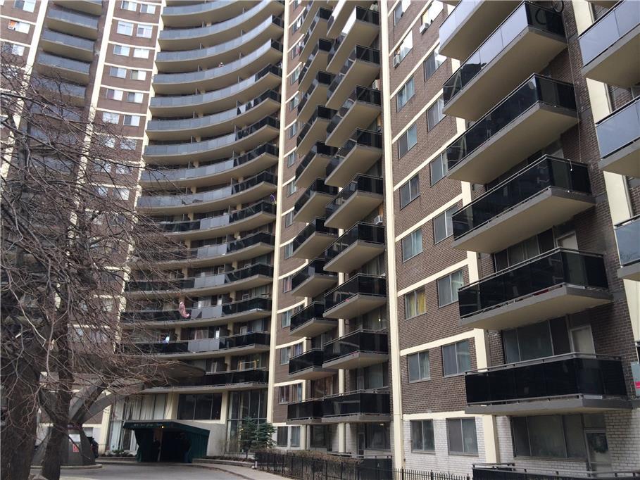 105 West Lodge Avenue Apartments, Toronto ON Walk Score