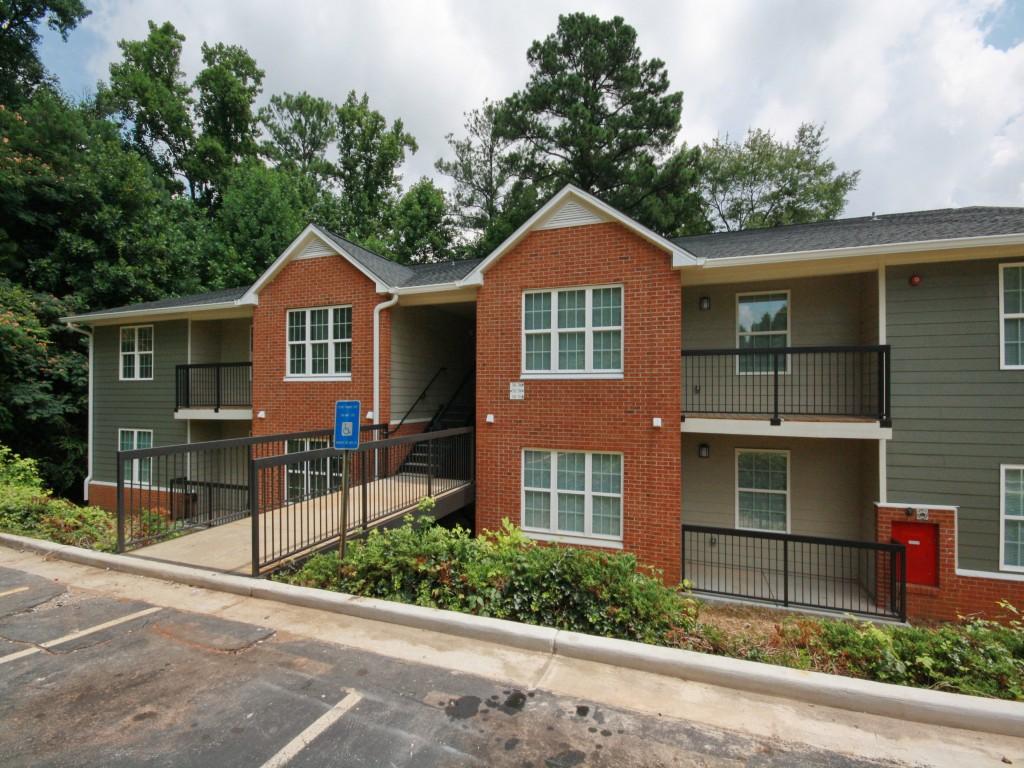 Ivywood Park at Vinings Apartments, Smyrna GA Walk Score