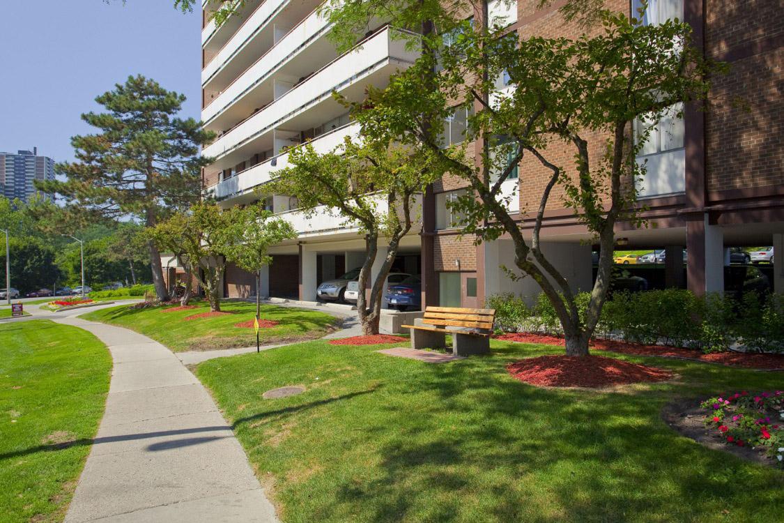 Park Vista Apartments, Toronto ON Walk Score