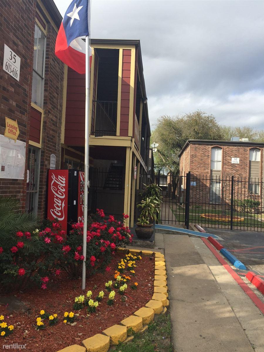 Cabo San Lucas Apartments, Houston TX Walk Score