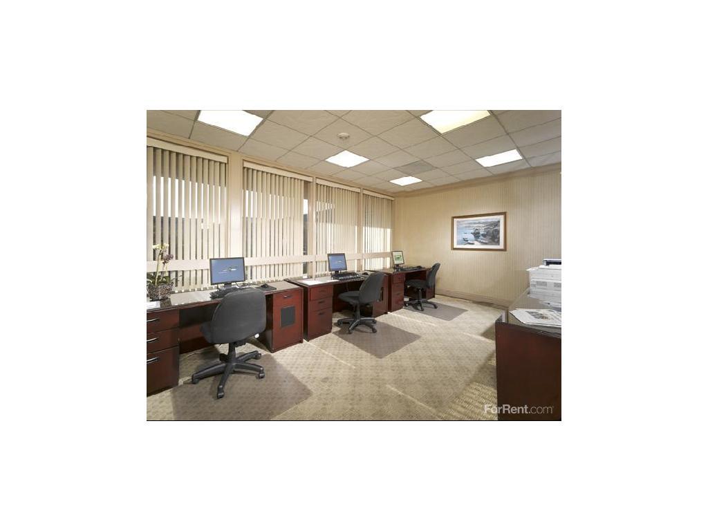 Oakwood Marina Del Rey Apartments, Los Angeles CA Walk Score