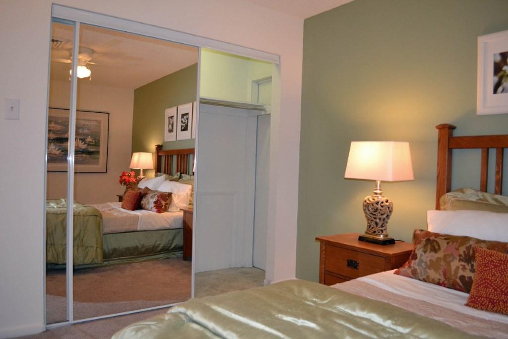 Hunters Glen Apartments, DELRAN NJ Walk Score