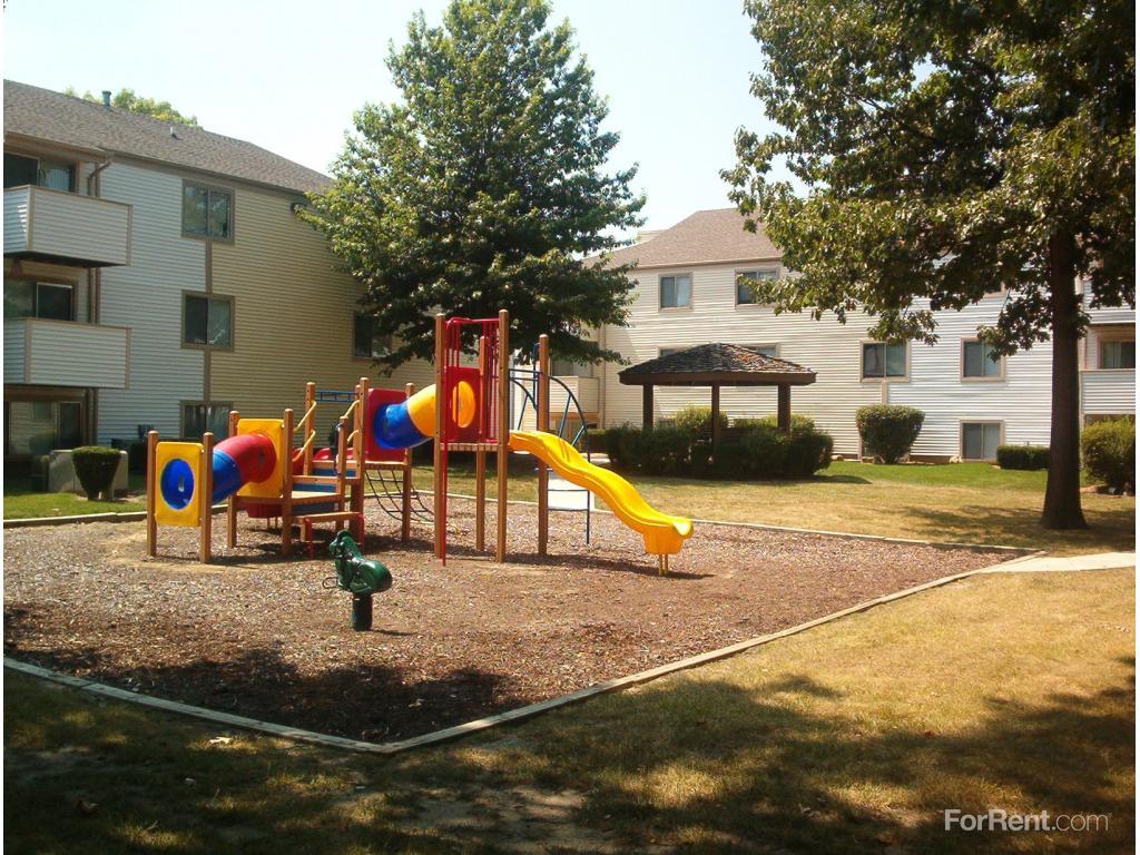 the grove apartments, peoria il - walk score the grove apartments, peoria il - walk score