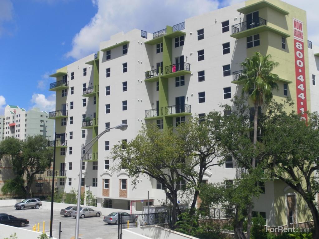 Labre Place Apartments, Miami FL Walk Score