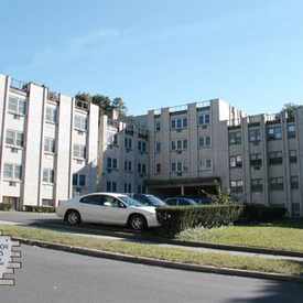 Photo of Windsor Oaks Apartments