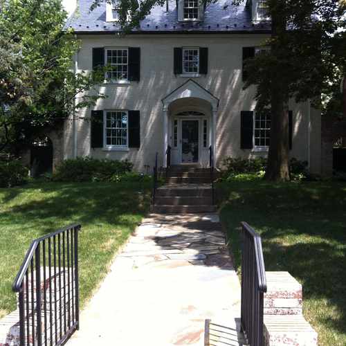 photo of MASSACHUSETTS AVE & IDAHO AVE (E/B-) at 3000 Idaho Avenue Northwest Washington DC 20016