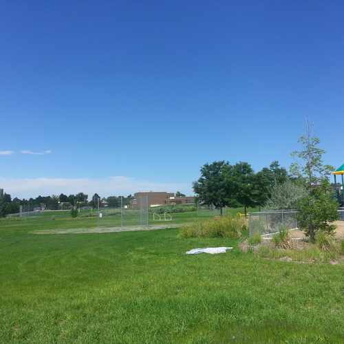 photo of Holm Elementary School at 3169 South Willow Street Denver CO 80231