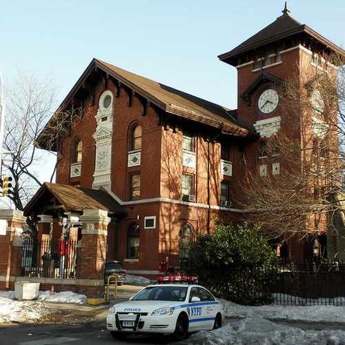 photo of NYPD 52nd Precinct at 3016 Webster Avenue Bronx NY 10467