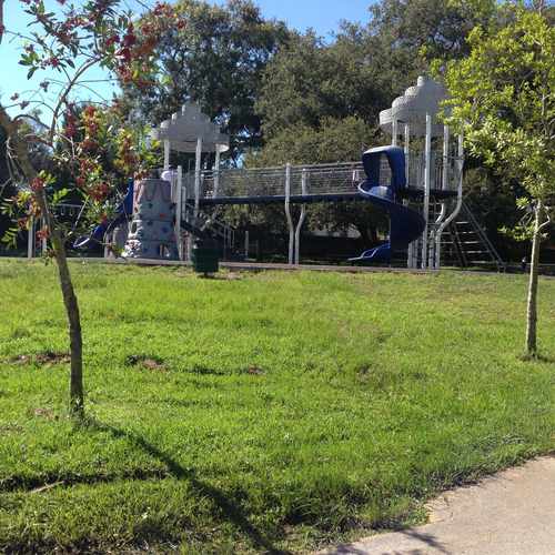 photo of Playground at 7525 North Boulevard Tampa FL 33604