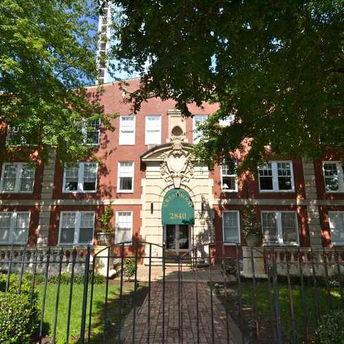 photo of Crestwood at 2840 Peachtree Road Northeast Atlanta GA 30305