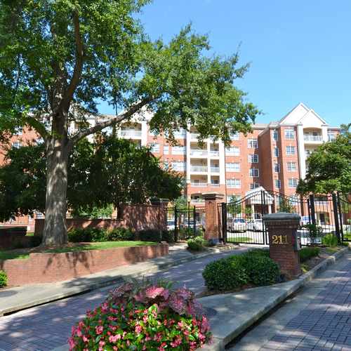 photo of Heritage Place Condominiums at 211 Colonial Homes Drive Northwest Atlanta GA 30309