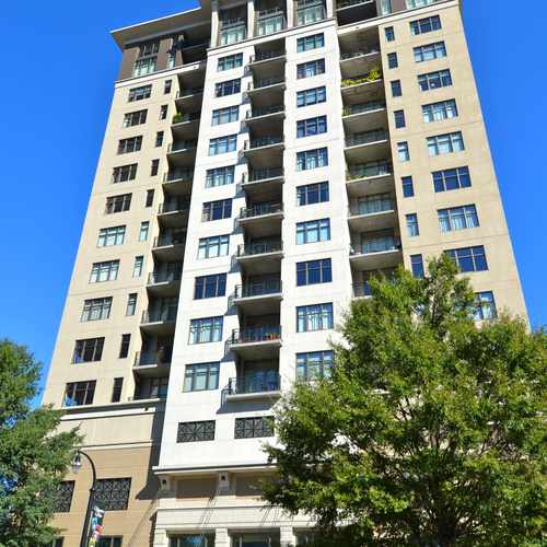 photo of Reynolds Condos at 565 Peachtree Street Northeast Atlanta GA 30308