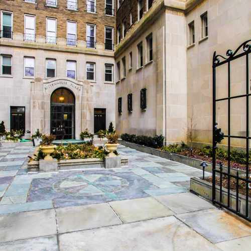 photo of Rittenhouse Plaza at 1901 Walnut Street Philadelphia PA 19103