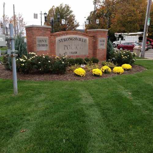 photo of Strongsville Police Department at 18574 Royalton Road Strongsville OH 44136