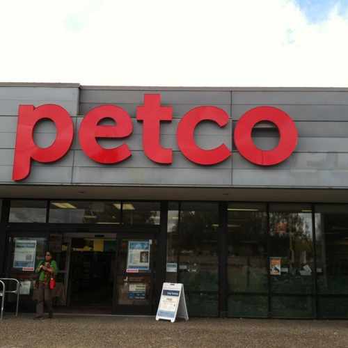 photo of Petco at 11757 Southwest Pacific Highway Tigard OR 97223