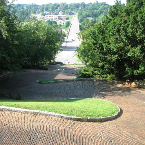 photo of Top of Snake Alley at 521 Columbia Street Burlington IA 52601