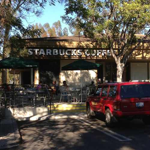 photo of Starbucks at 10000 Aviary Drive San Diego CA 92131