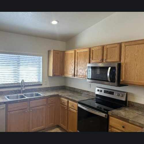 photo of House For Rent at 20035 North 27th Place Phoenix AZ 85050