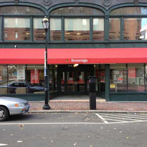 photo of Sovereign Bank at 115 Asylum Street Hartford CT 06103