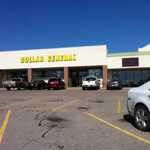 photo of Dollar General at 11122 North Rockwell Avenue Oklahoma City OK 73162