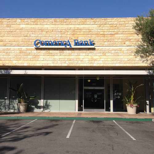 photo of Comerica Bank at 2432 East Katella Avenue Anaheim CA 92806