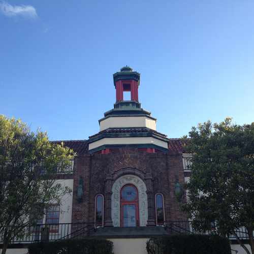 photo of Lycee Francais La Perouse - San Francisco Campus at 1201 Ortega St San Francisco CA 94116