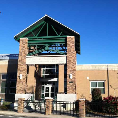 photo of Lake Dallas Elementary School at 401 Betchan Drive Lake Dallas TX 75065