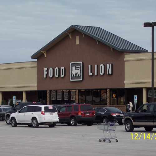 photo of Food Lion Grocery Store at 1403 East Main Street Havelock NC 28532