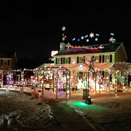 photo of Crown Point And Bennington at 14799 Bennington Drive Strongsville OH 44136