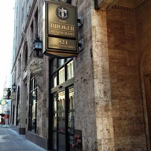 photo of The Broker Restaurant at 821 17th Street Denver CO 80299