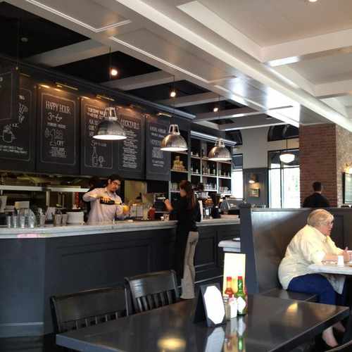 photo of Grace Kitchen at 2626 Northeast University Village Street Seattle WA 98105
