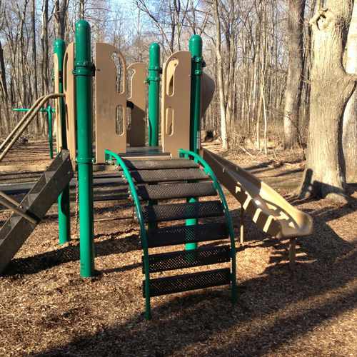photo of Kids Play Area at Wards Grove Path Burke VA 22015