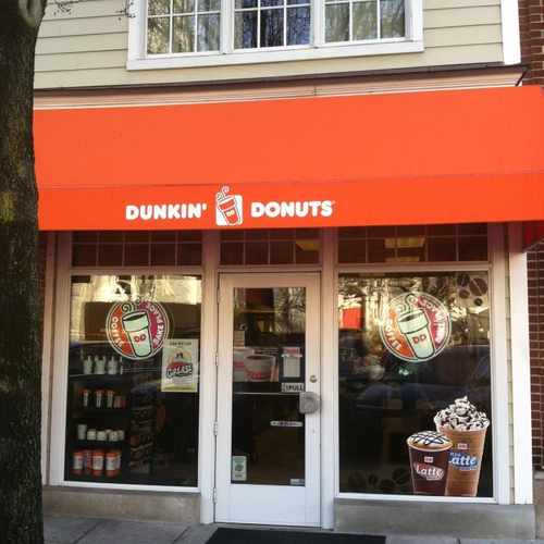 photo of Dunkin' at 110 East Lancaster Avenue Wayne PA 19087