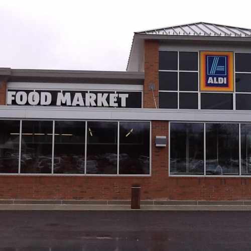 photo of Aldi at 363 E Aurora Rd Northfield OH 44067
