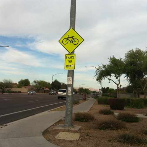 photo of Bike Sign at Stone Canyon Apartments Mesa AZ 85206