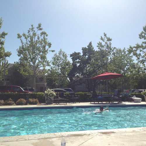 photo of Creekside Community Pool at 27348 Oaktree Place Santa Clarita CA 91354
