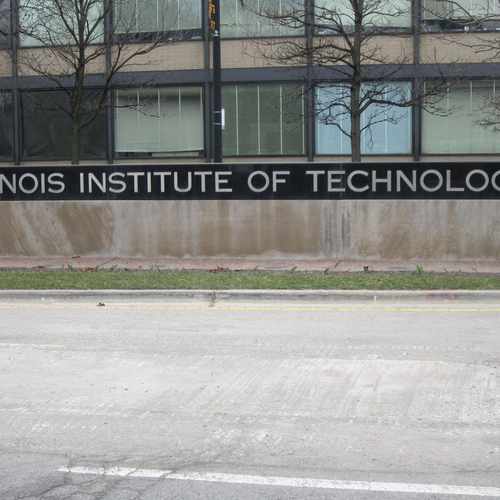 photo of IIT Research Institute at 10 West 35th Street Chicago IL 60616