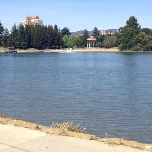 photo of Lake Merritt Breakfast Club at 666 Bellevue Avenue Oakland CA 94610