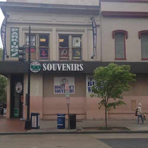 photo of Honest Abe's Souvenirs at 1000 F Street Northwest Washington DC 20004