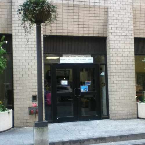 photo of US Post Office at 223 East 38th Street New York NY 10016