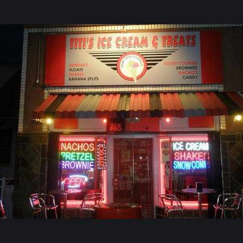 photo of Titi's Ice Cream & Treats at 718 Orange Avenue Long Beach CA 90813