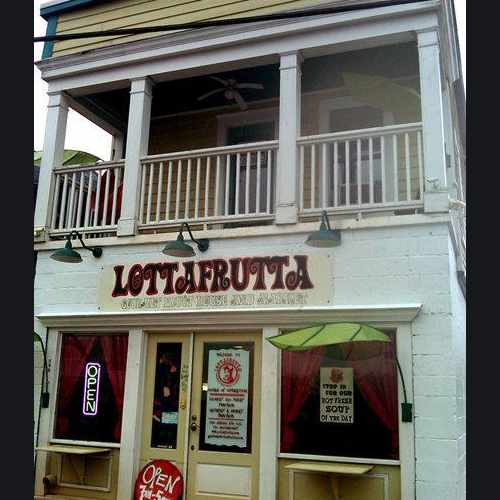 photo of LottaFrutta Gourmet Fruit House at 590 Auburn Avenue Northeast Atlanta GA 30312