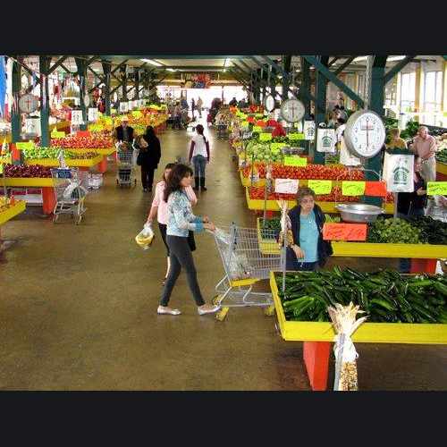 photo of Canino Produce Co. at 2520 Airline Drive Houston TX 77009