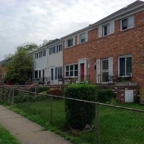 photo of Houses along Fayette and Gibbon Streets at 603 South Fayette Street Alexandria VA 22314