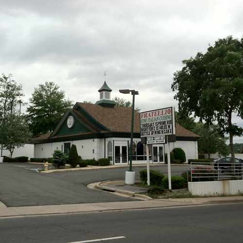 photo of Fratelli Italian Restaurant at 410 South Van Dorn Street Alexandria VA 22304