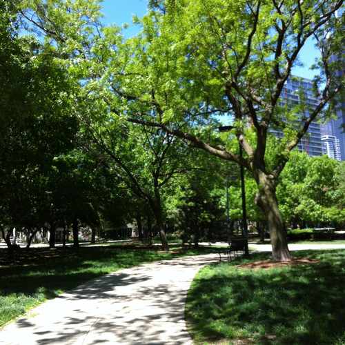 photo of Dearborn Park at 865 South Park Terrace Chicago IL 60605