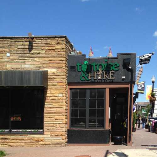photo of Tortoise & Hare Bar and Grille at 567 23rd Street South Arlington VA 22202