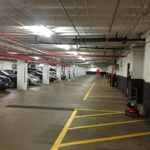 photo of Deep Throat Parking Garage Sign at 1801 North Nash Street Arlington VA 22209