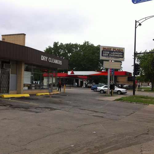 photo of Park Plaza Coin Laundry at 8304 South King Drive Chicago IL 60619